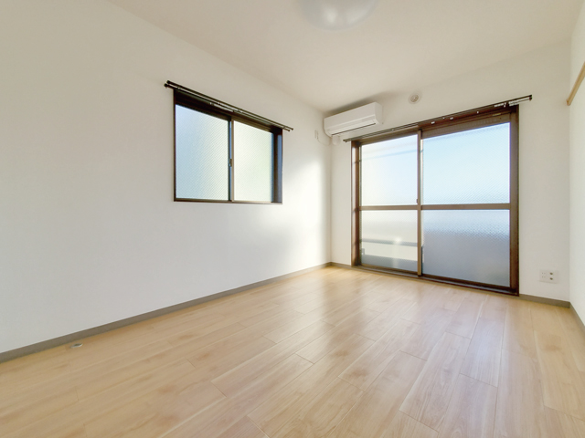 小田急小田原線 登戸駅 73,000円