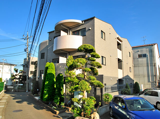 横浜市営地下鉄ブルーライン 片倉町駅 47,000円
