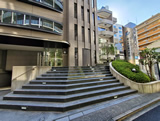 高山美容専門学校
