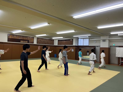 早稲田大学 スポーツ合気道クラブ